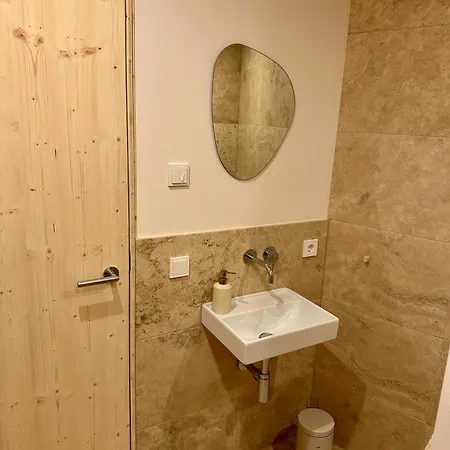 Appartement Neue Neunzehn - Stadthaus, 2dz, 2baeder, Kamin *