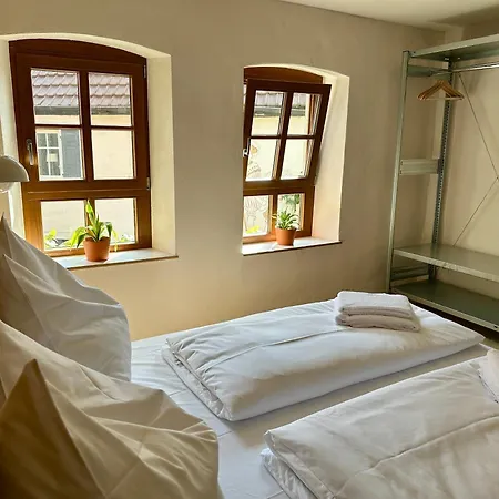 Neue Neunzehn - Stadthaus, 2dz, 2baeder, Kamin * Freinsheim