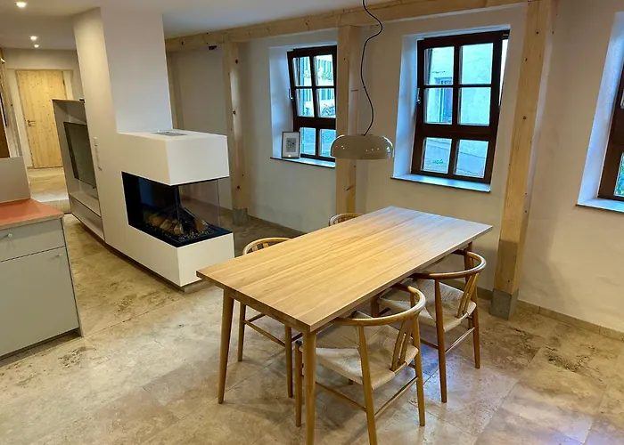 Neue Neunzehn - Stadthaus, 2dz, 2baeder, Kamin * Freinsheim