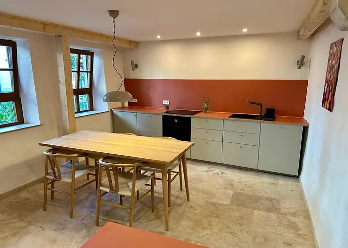 Neue Neunzehn - Stadthaus, 2dz, 2baeder, Kamin Lägenhet Freinsheim